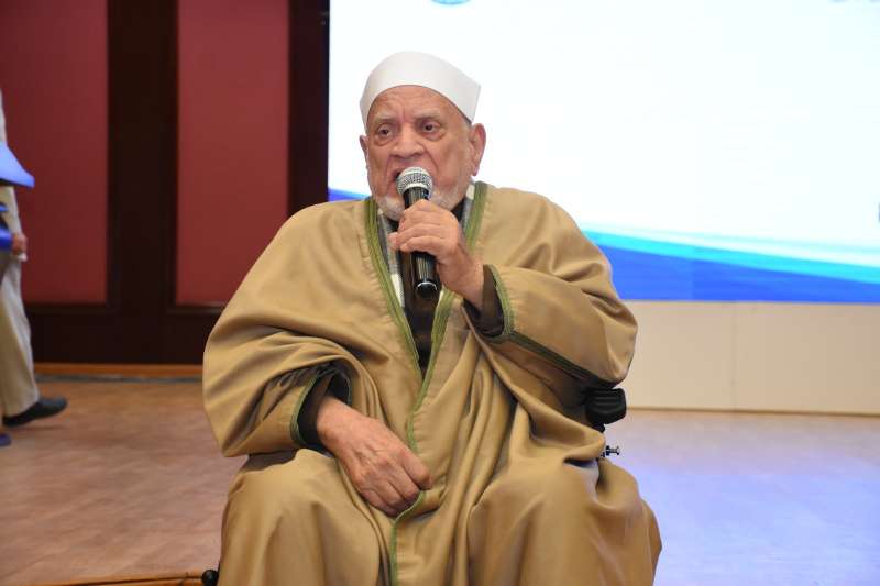 أحمد عمر هاشم