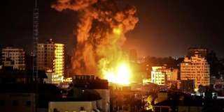 في ليلة العيد.. 14 شهيدًا إثر قصف للاحتلال على مخيم النصيرات وسط قطاع غزة