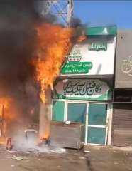 حريق ضخم يلتهم مطعم شهير في شبرا الخيمة
