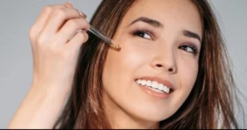 كيف يستخدم حمض الهيالورونيك للبشرة؟ اعرفى أهم الخطوات والنصائح