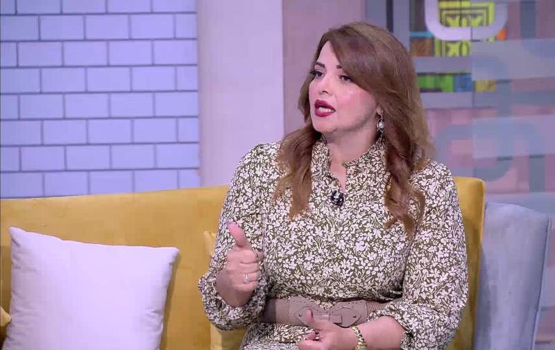 الدكتورة منى حمدي