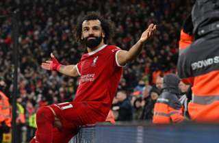 وعد الجماهير يحسم مستقبل محمد صلاح مع ليفربول