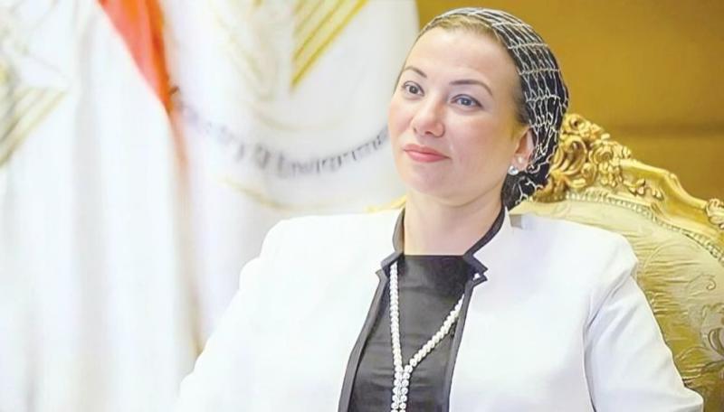 وزيرة البيئة