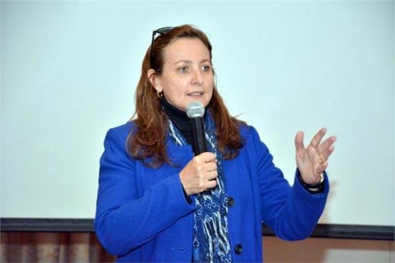 شريفة شريف