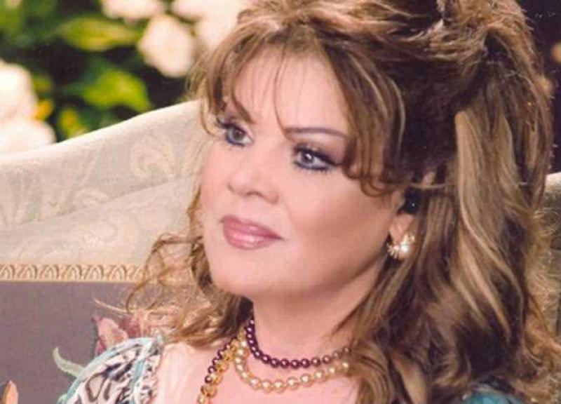 الفنانة صفاء أبو السعود