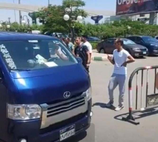 وصول جثمان المنتج تامر فتحي إلى مسجد الشرطة بالشيخ زايد