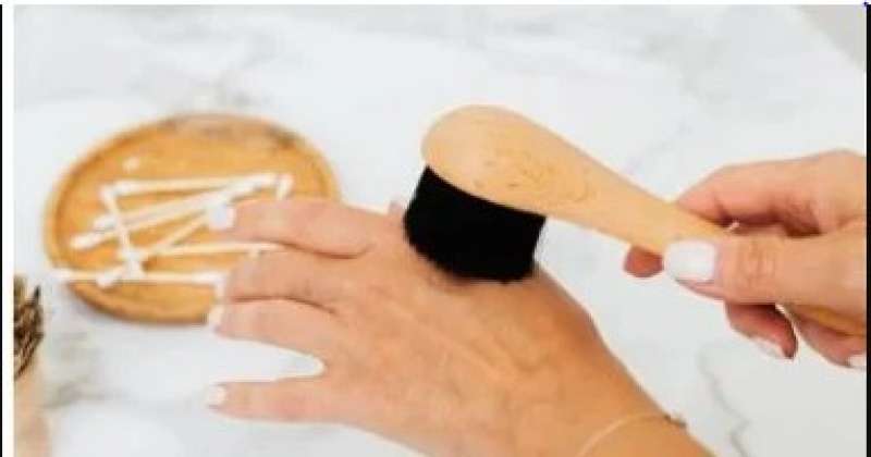 تقشير الجسم