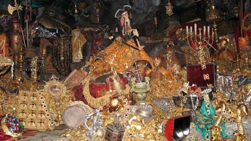 مغارة علي بابا.. سرقة صاحب أشهر فندق في سان ستيفانو بالإسكندرية