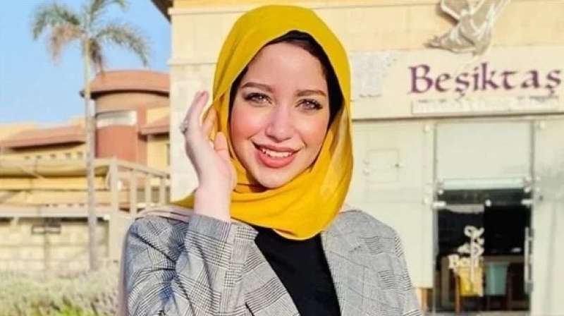 البلوجر مريم سيف