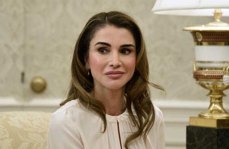 الملكة رانيا تحتفل بعيد ميلادها الـ54.. مقولات ملهمة عن المرأة والتربية والشباب