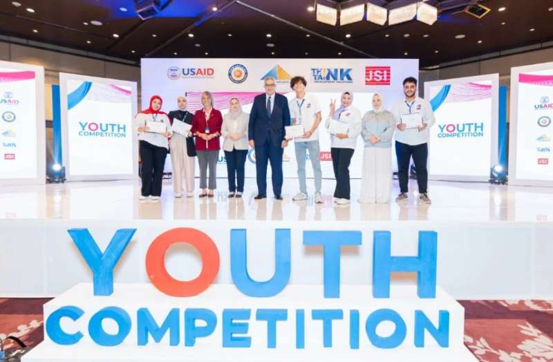 خلال التكريم