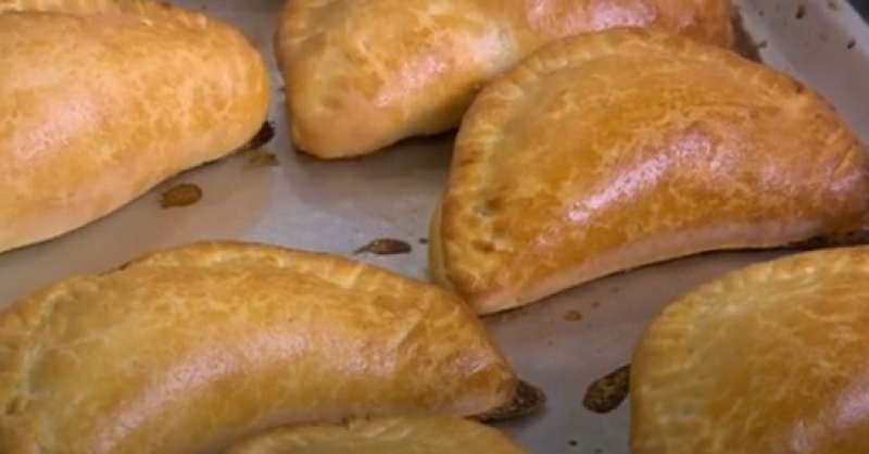 فطائر بالخضار والجبنة