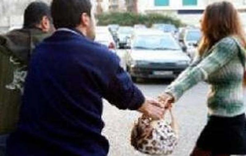 التحرش 