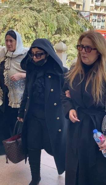 الفنانة شهيرة