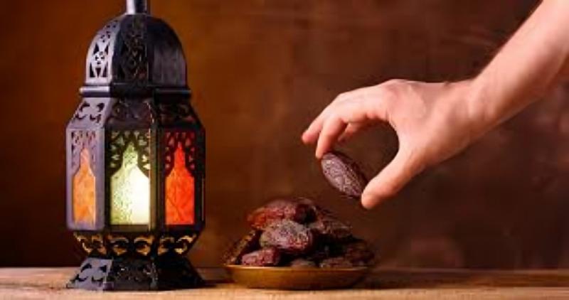 هل يشترط التتابع في صيام الست من شوال والجمع بينها وبين قضاء رمضان؟