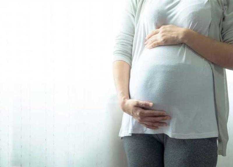 التحديات التي تواجه النساء اللواتي يرغبن في الإنجاب بعد سن 35.. الحلول والتدابير الوقائية