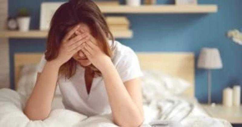 النساء يتفوقن طبيعيًا في مقاومة الألم: اكتشاف علمي يكشف دور الهرمونات في تسكينه