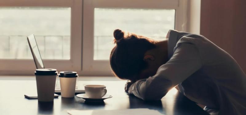 كيف تتغلب على شغفك بالسكريات بطرق ذكية وصحية؟
