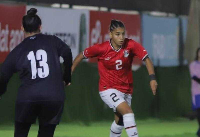 أربع نجمات من الأهلي ينضممن لمعسكر منتخب مصر لكرة القدم النسائية بباريس