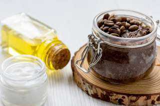 مزج القهوة وزيت الزيتون.. مشروب مبتكر يجمع الفوائد الصحية بالطعم المميز
