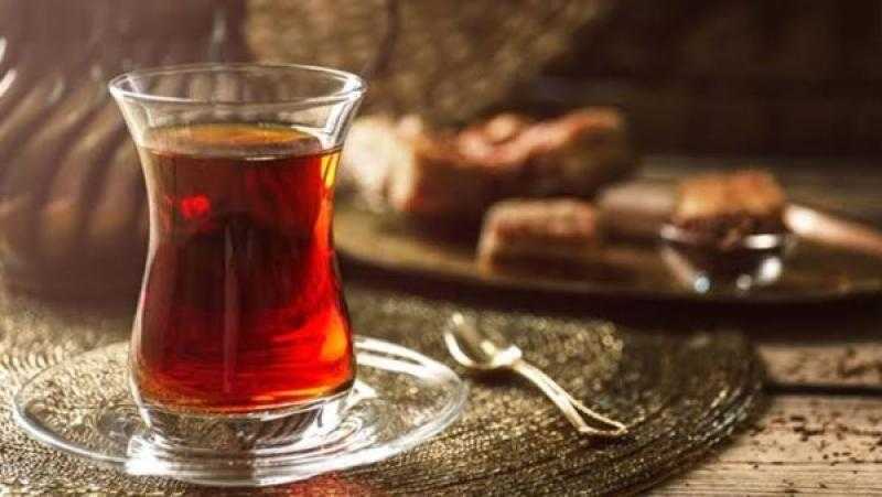 ماذا يحدث لجسمك عند التوقف عن شرب الشاي؟