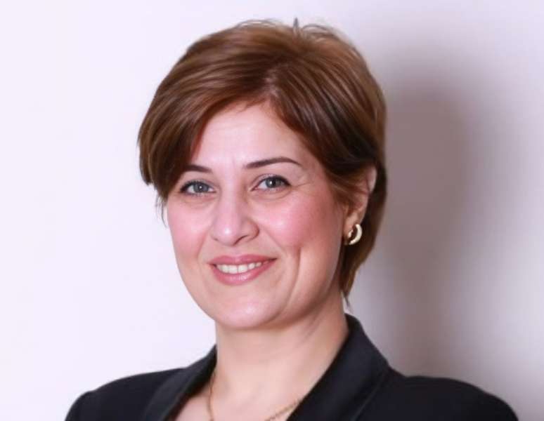 النائبة إيمان العجوز