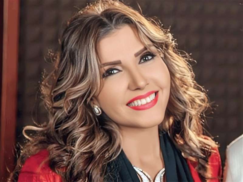 الفنانة نادية مصطفى