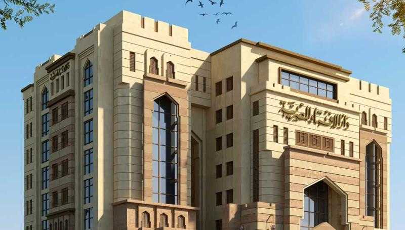 دار الإفتاء المصرية تحذر من استخدام سجاد صلاة يحتوي على ألفاظ مقدسة