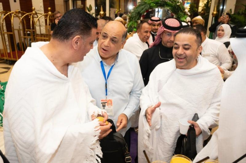 وزيرة التضامن تتابع تفويج حجاج الجمعيات الأهلية إلى الأراضي المقدسة