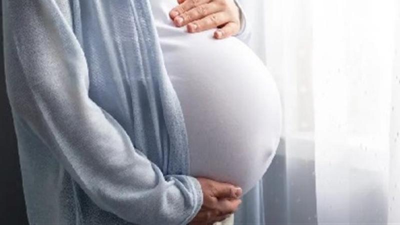 النساء الحوامل المدخنات