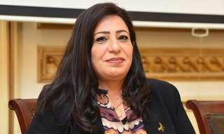 سامية سامي: التزام وزارة السياحة بتقديم خدمات متميزة للحجاج المصريين