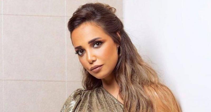 الفنانة راندا حافظ تصاب بجلطة رئوية مفاجئة بعد إنجاب طفلها الأول