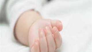 العثور على رضيع داخل مسجد بأشمون يثير مشاعر الصدمة والحزن بين الأهالي