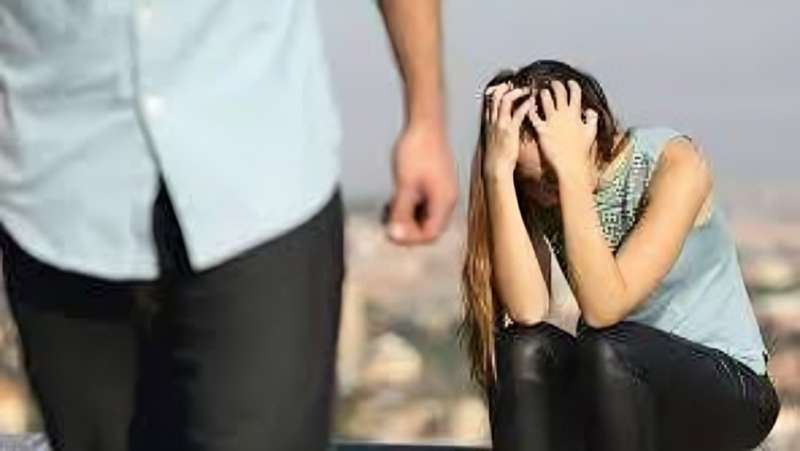 دعوى قضائية مثيرة، زوج يطالب بتعويض 200 ألف جنيه من زوجته