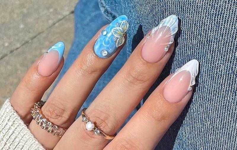 ألوان الصيف على أظافرك.. صيحات أظافر مميزة لعطلة 2025