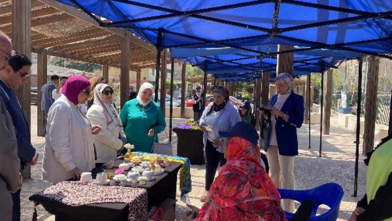 النساء اللاجئات