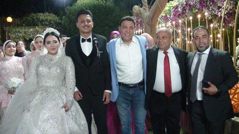 الإعلامي محمد الغيطي يبارك لرجل الأعمال كمال الصبان بمناسبة زفاف كريمته آية.. صور