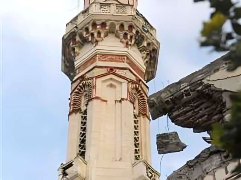 حادث مؤسف، إصابة عاملين إثر سقوطهما من مئذنة مسجد في المنيا