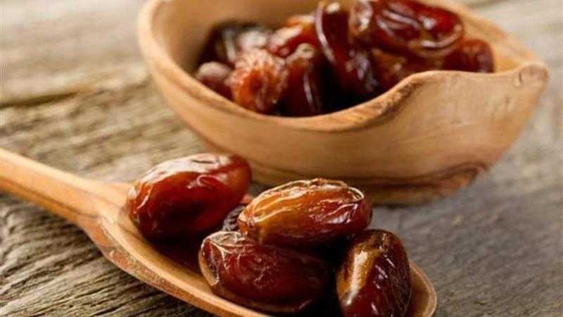 تناول 3 تمرات يوميًا، سر خفض الكوليسترول وتحسين سكر الدم