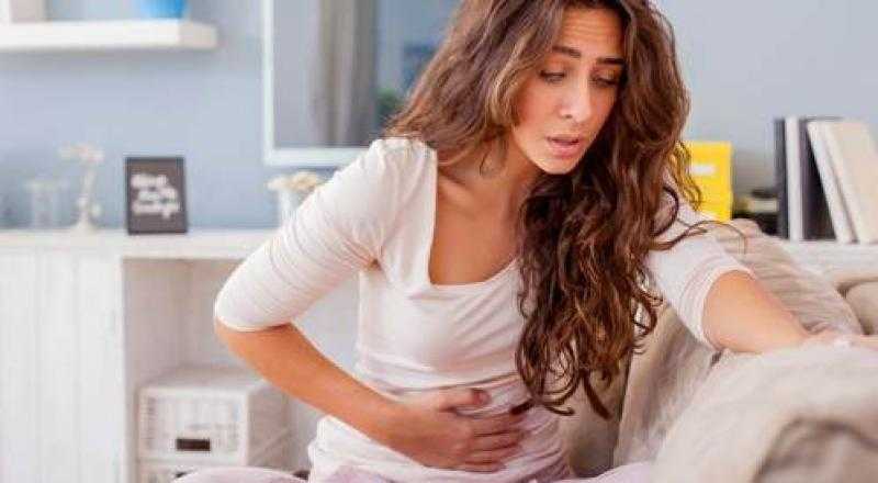 7 عادات شائعة تصيبك بالانتفاخ والتقلصات.. تجنبها لاستعادة راحة جهازك الهضمي