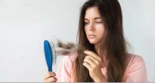 أطعمة شائعة قد تضر شعرك.. كيف يؤثر النظام الغذائي على صحة شعرك؟
