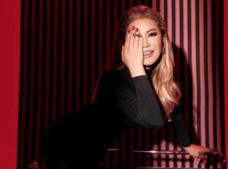 نوال الزغبي تُشعل الساحة الفنية بألبومها الجديد ”يا مشاعر”