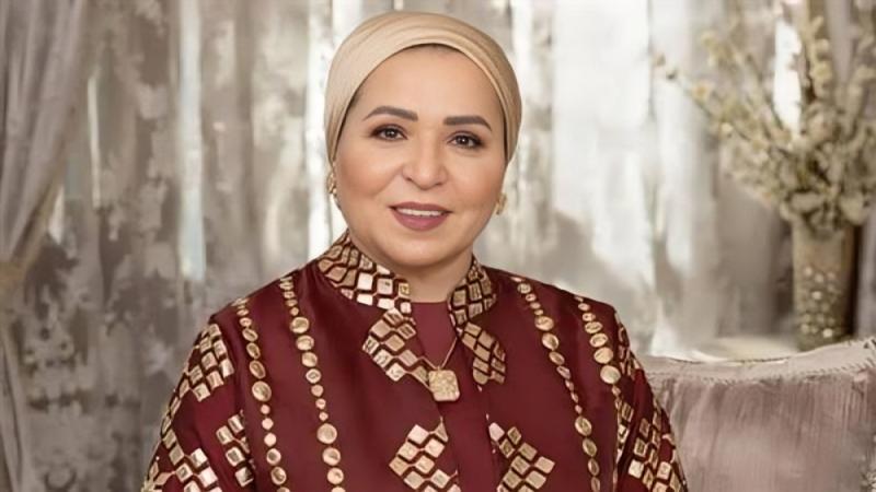السيدة انتصار السيسي تتواصل مع والدة البطل نور امتياز كامل