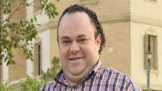 مدحت تيخا يعلن وفاة شقيقته وسط حالة من الحزن