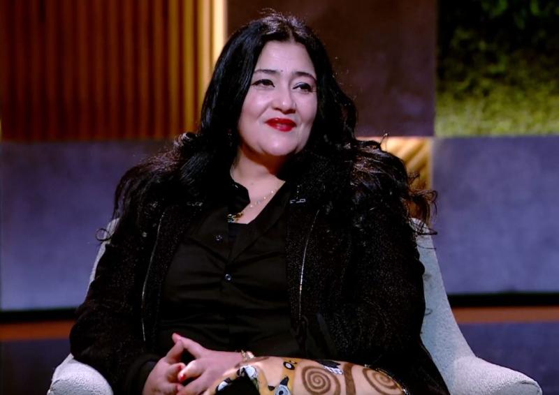 الفنانة التشكيلية شاليمار الشربتلي