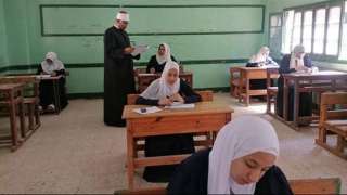 طلاب الثانوية الأزهرية 2025 ينتظرون نتائجهم، رابط الحصول على النتيجة قريبًا