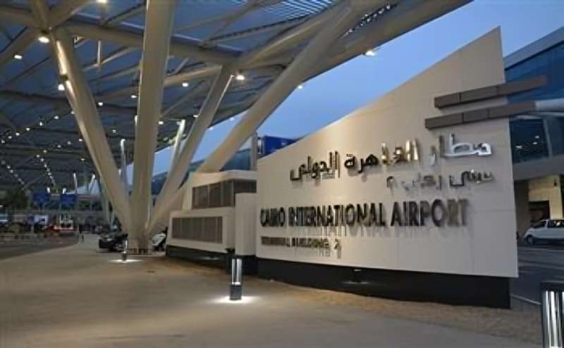 مطار القاهرة