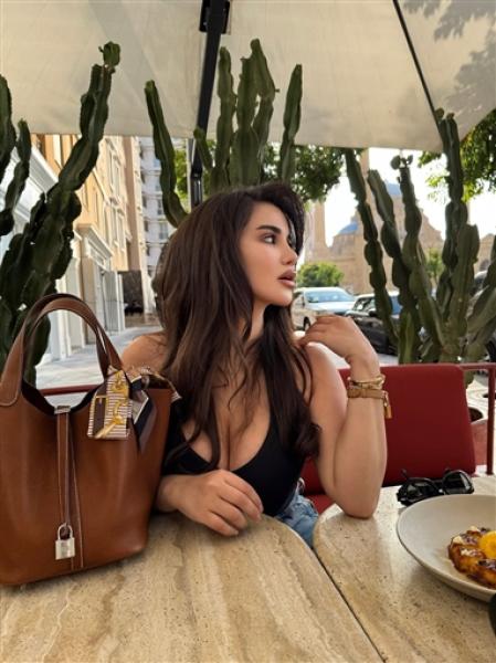 الفنانة هدى الإتربي
