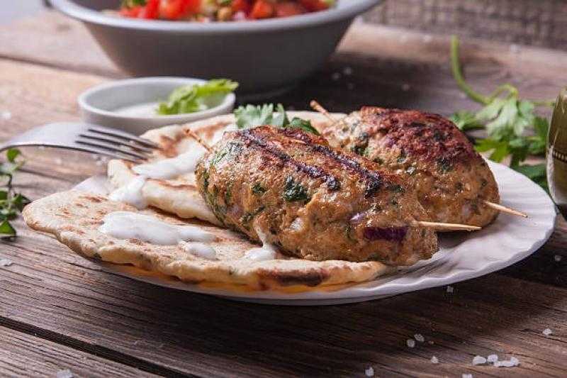 كفتة البطاطس بالدجاج.. وجبة صيفية شهية وسريعة التحضير