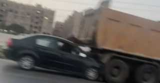 مطاردة مروعة تنتهي بإصابات خطيرة لفتيات بطريق الواحات